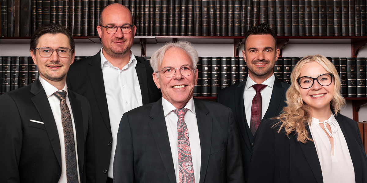Teamfoto der SteuerberaterInnen aus der Kanzlei Hellnigk, Führ & Sozien aus Oberhausen